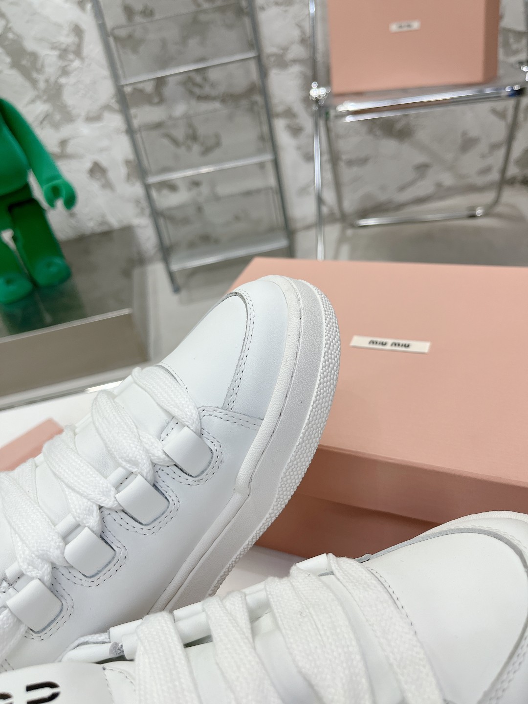 Women's high heels